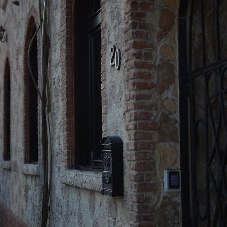 Gala - Guesthouse Oradea Eksteriør billede